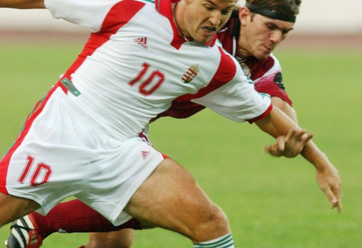<h1>Fehér Miklós 2004-ben vesztette életét</h1>-