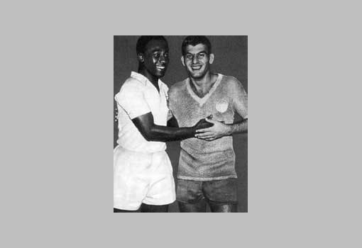 <h1>Pelé és Farkas Santos-Vasas a Hexagonal kupáért</h1>-