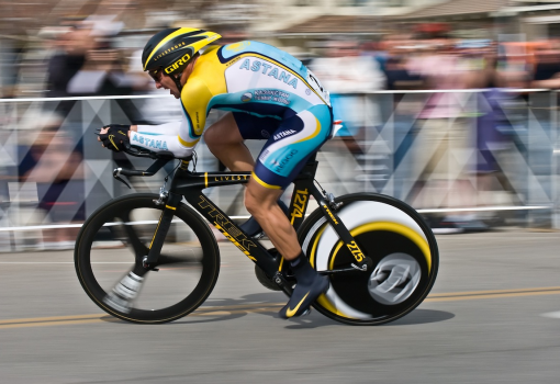 <h1>Lance Armstrong</h1>-